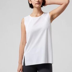 ATHLETA Zephyr Refined White Wrinkle Resistant Tank Top M